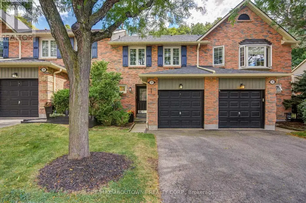 37 - 2766 Folkway Drive, Mississauga (Erin Mills)