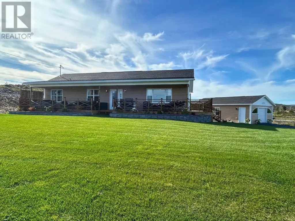 8 Vaughan Road, Small Point