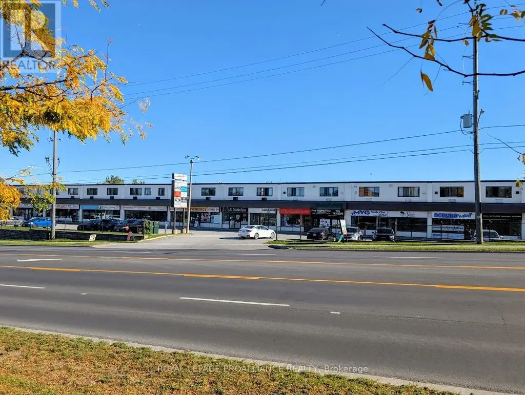27 - 1837 Lansdowne Street W, Peterborough (Otonabee Ward 1)
