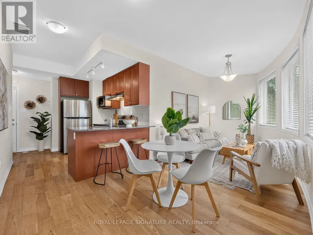 1972b Victoria Park Avenue, Toronto (Parkwoods-Donalda)