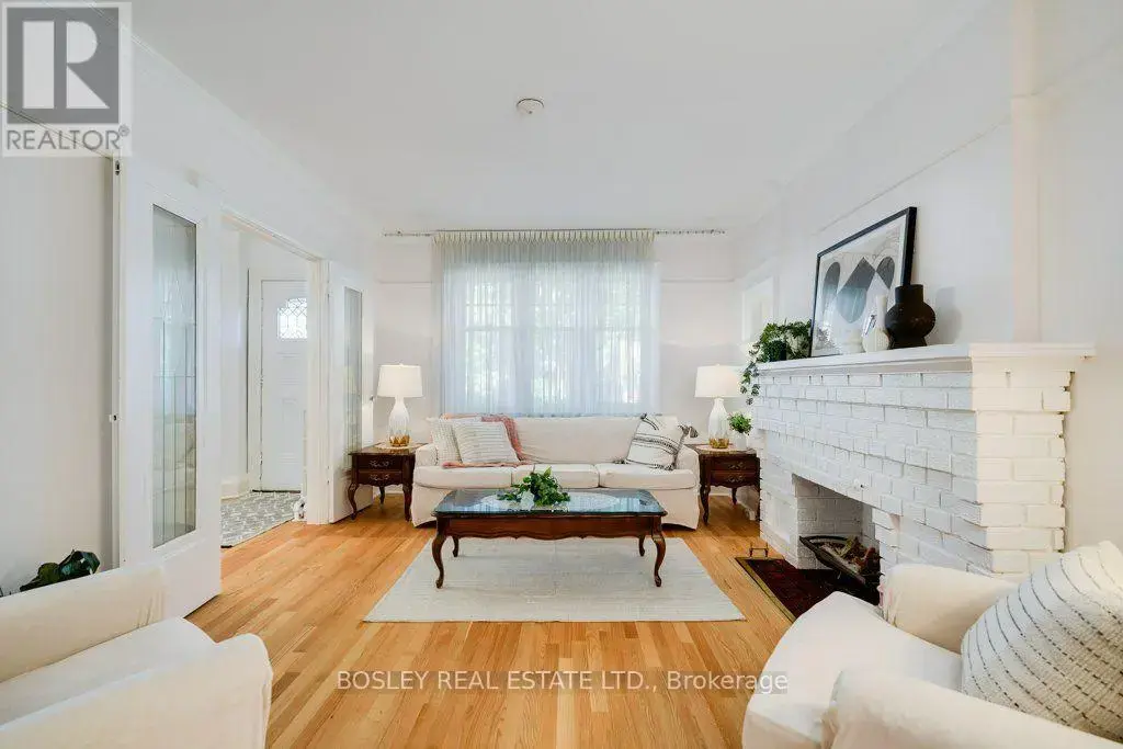 247 Melrose Avenue, Toronto (Bedford Park-Nortown)