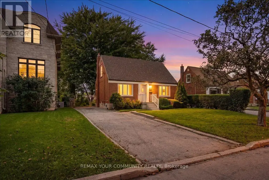 22 Edithvale Drive, Toronto (Willowdale West)