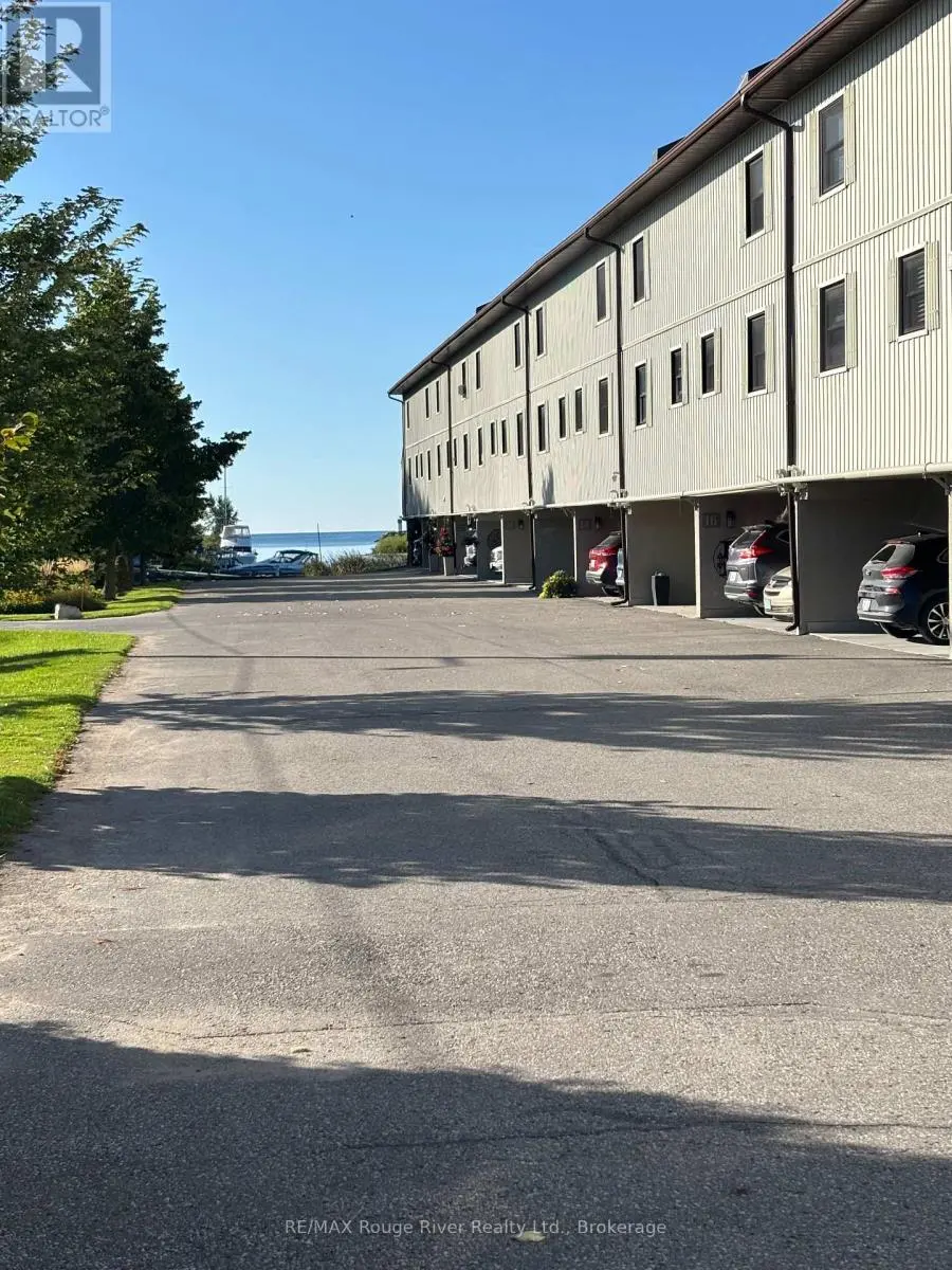 6 - 120 Port Darlington Road, Clarington (Bowmanville)