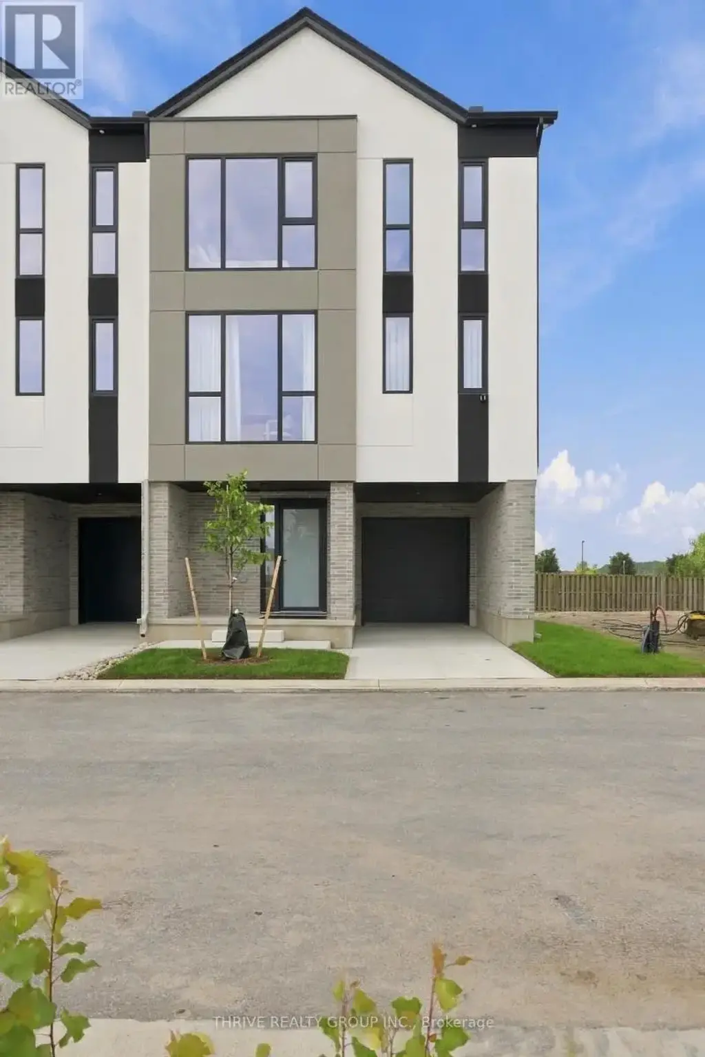 2927 Petty Road, London South (South W)