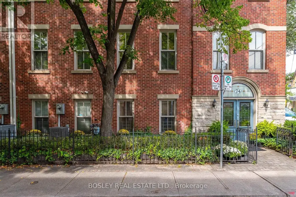 74 Aberdeen Avenue, Toronto (Cabbagetown-South St. James Town)
