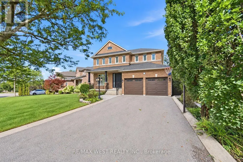 65 Burnhaven Avenue, Vaughan (Maple)