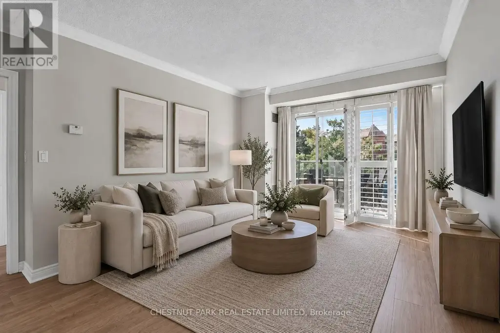 205 - 100 Promenade Circle, Vaughan (Brownridge)