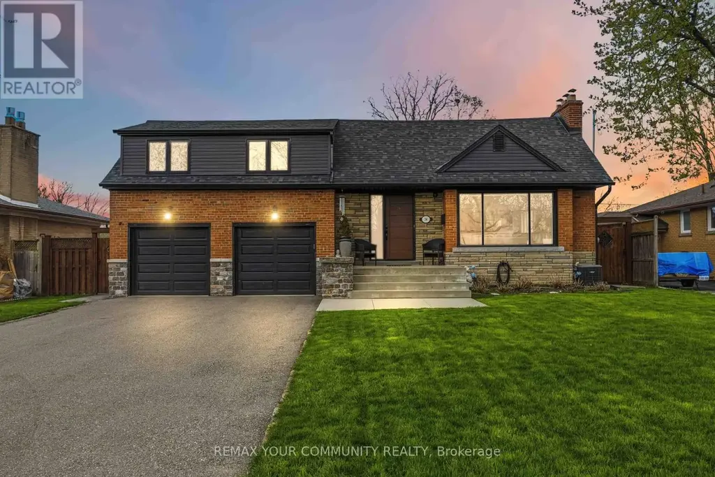 34 Walwyn Avenue, Toronto (Humberlea-Pelmo Park)