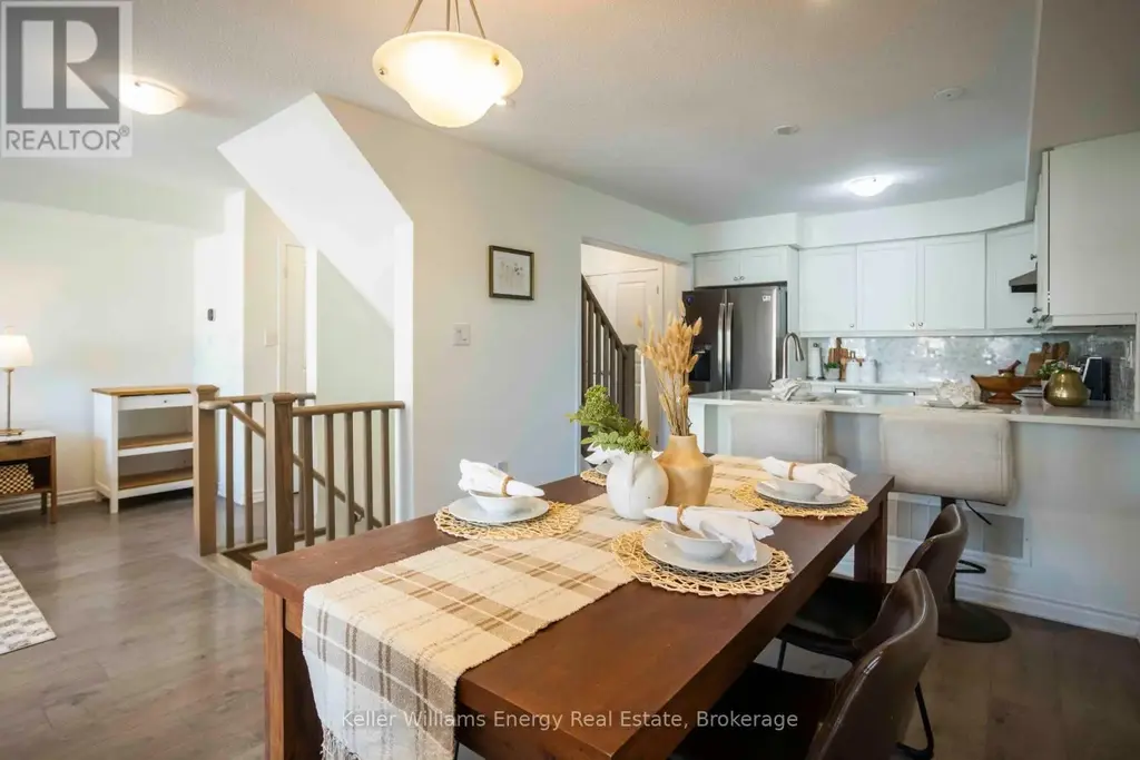 104 Howe Avenue, Toronto (Clairlea-Birchmount)