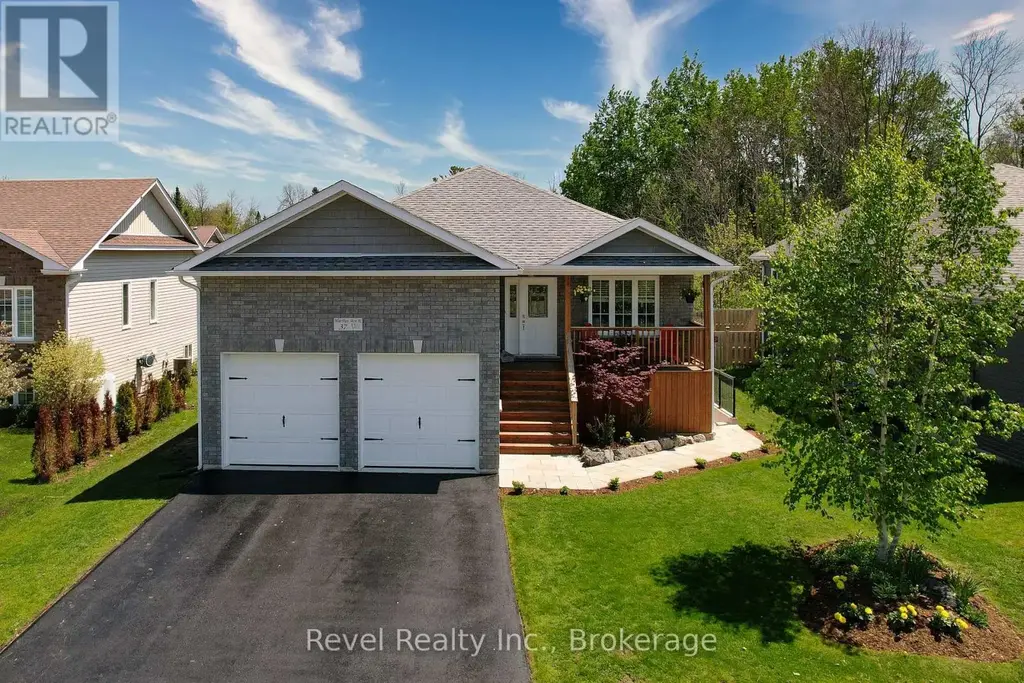 37 Marilyn Avenue N, Wasaga Beach