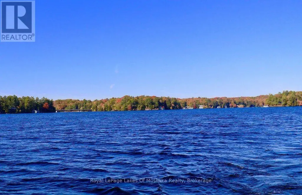 12 Severn River Shore, Muskoka Lakes (Wood (Muskoka Lakes))