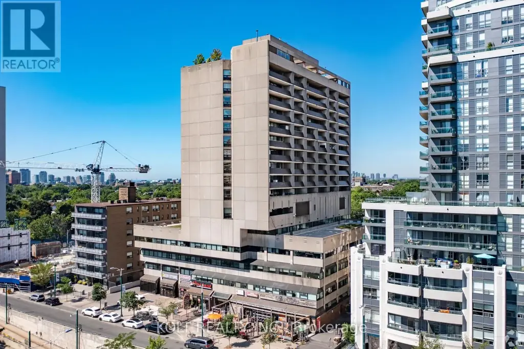 304 - 720 Spadina Avenue, Toronto (University)