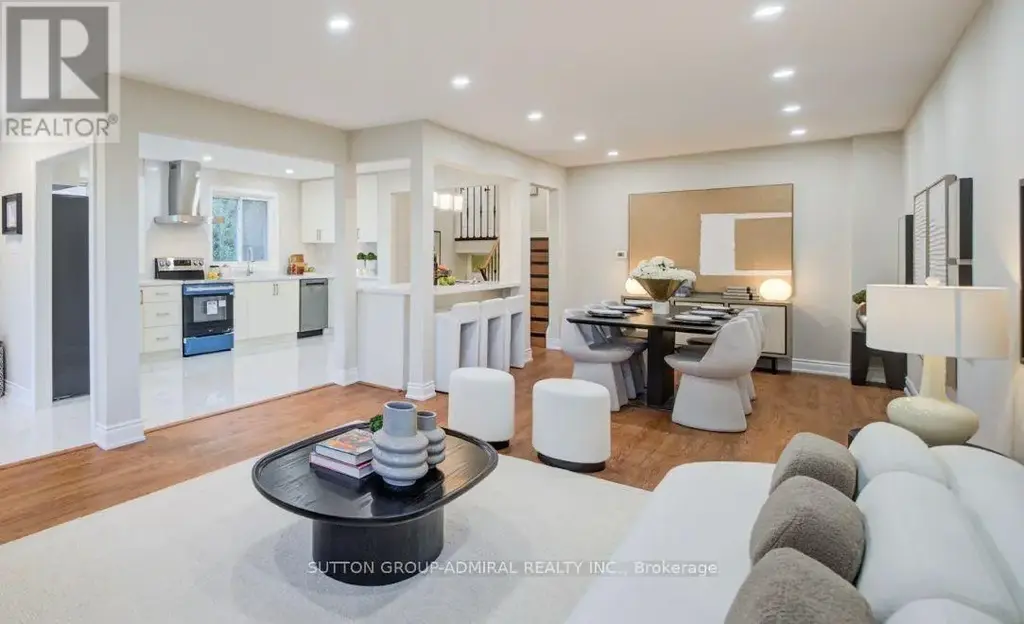 78 Clayhall Crescent, Toronto (York University Heights)