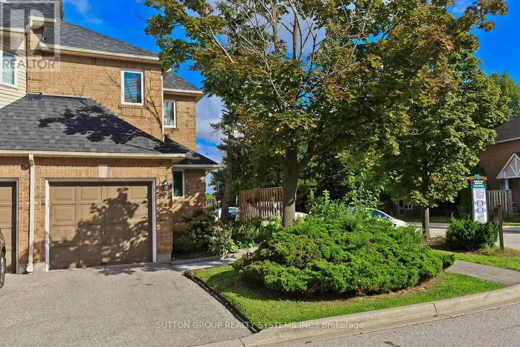 20 - 45 Bristol Road E, Mississauga (Hurontario)
