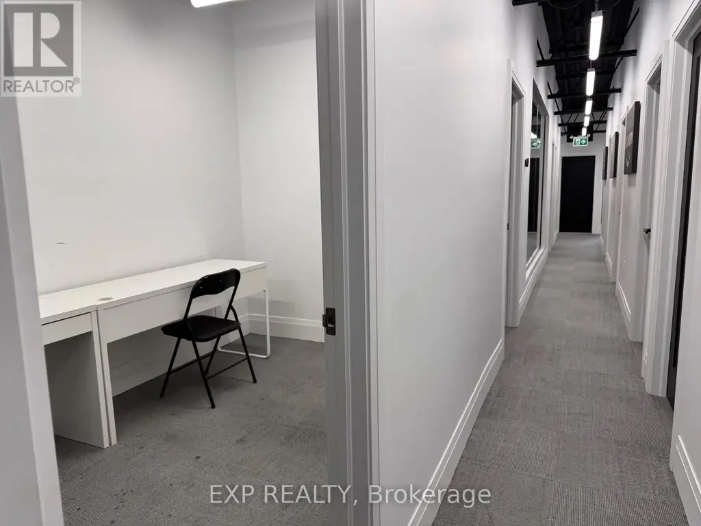 Office #1 - 156 Parkdale Avenue N, Hamilton (McQuesten)