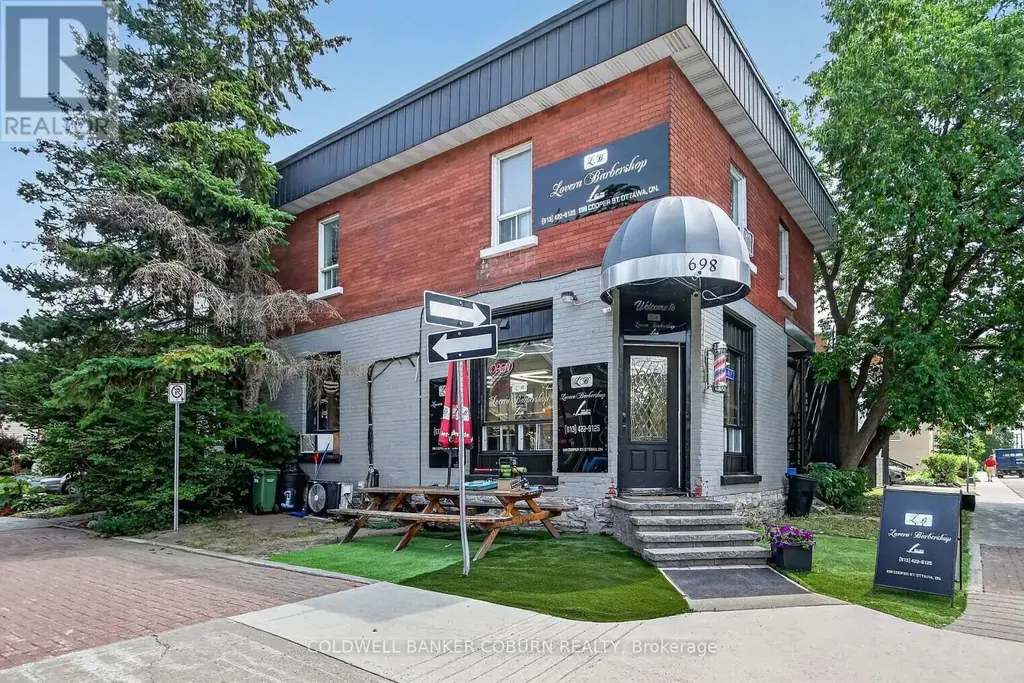698 Cooper Street, Ottawa
