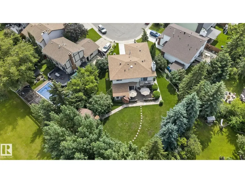 18132 78 Av Nw, Edmonton