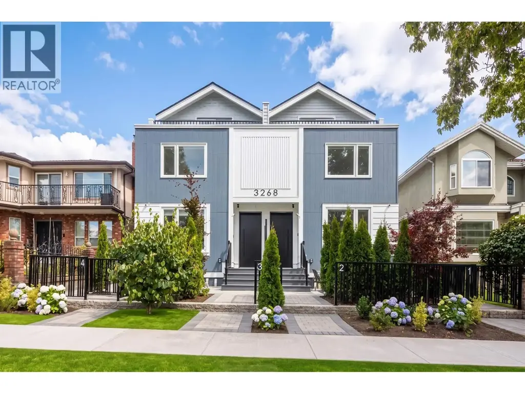 2 3268 E 18 Avenue, Vancouver