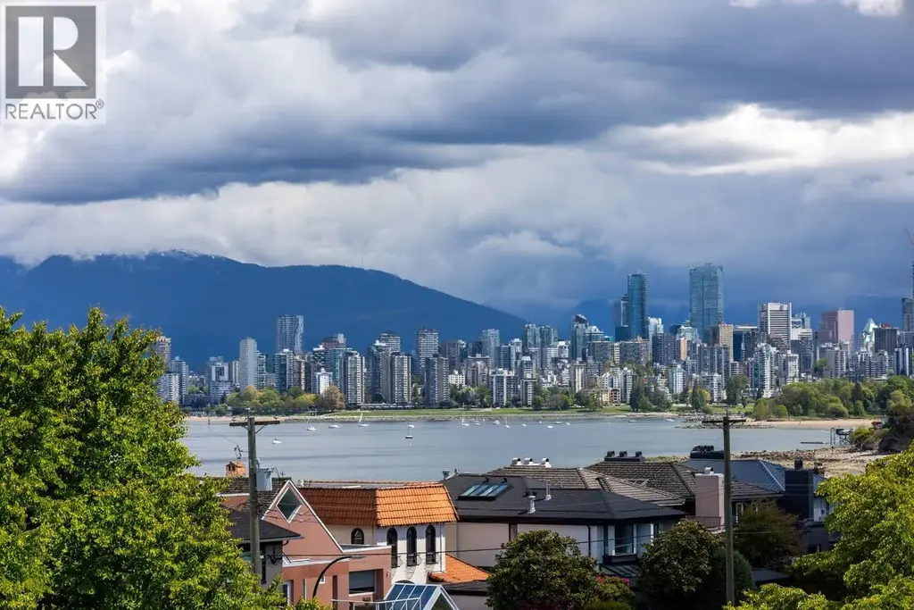 3240 W 1st Avenue, Vancouver
