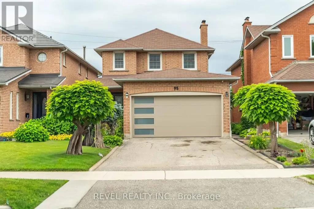 95 Cinrickbar Drive, Toronto (West Humber-Clairville)