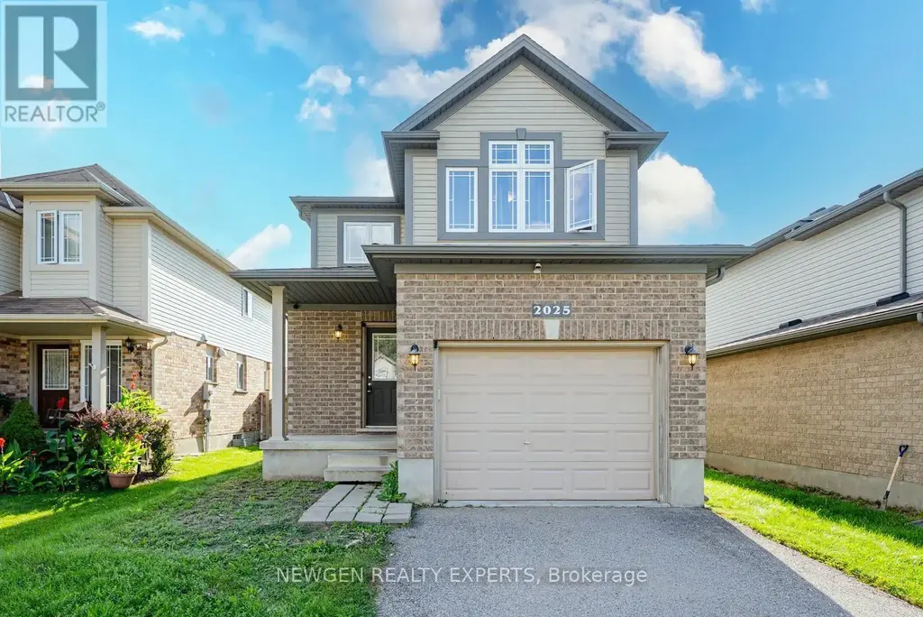 2025 Denview Avenue, London North (North S)