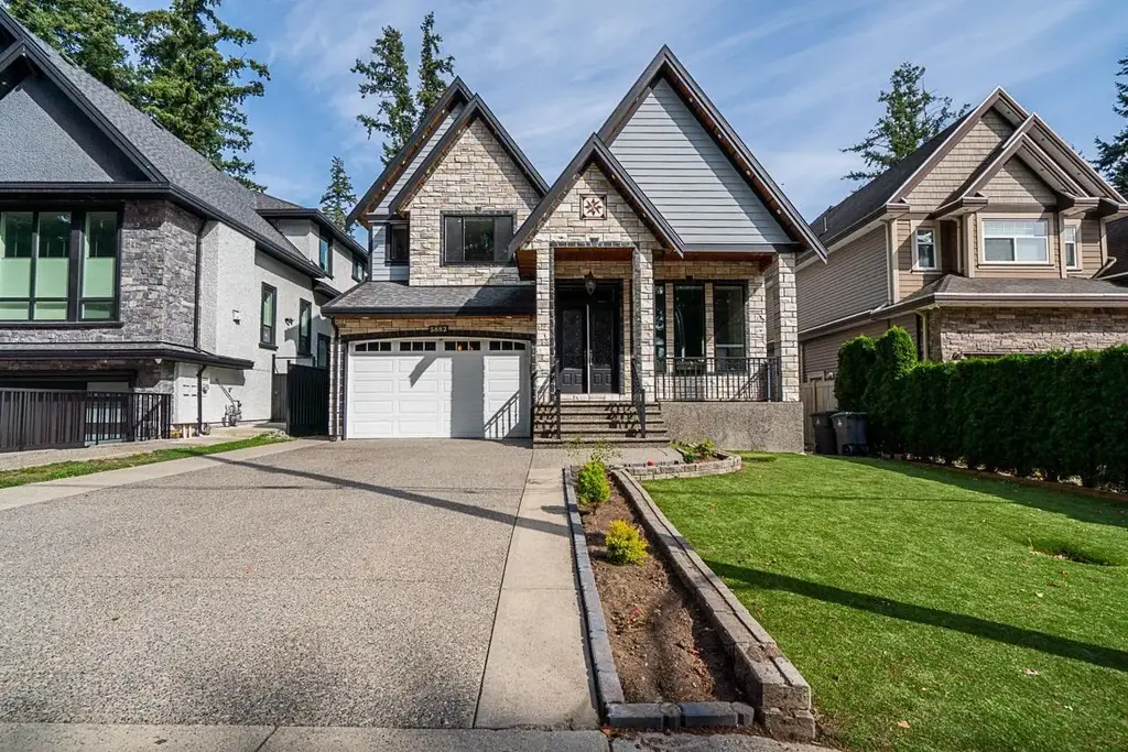 5882 126 Street, Surrey