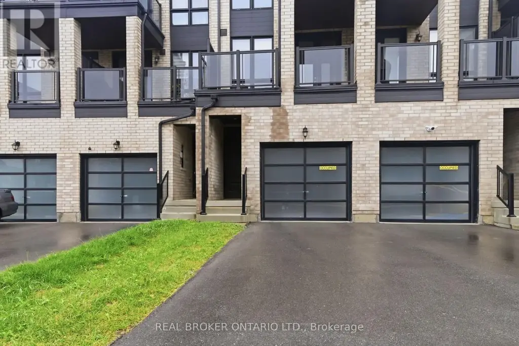 112 Stauffer Crescent, Markham (Cornell)