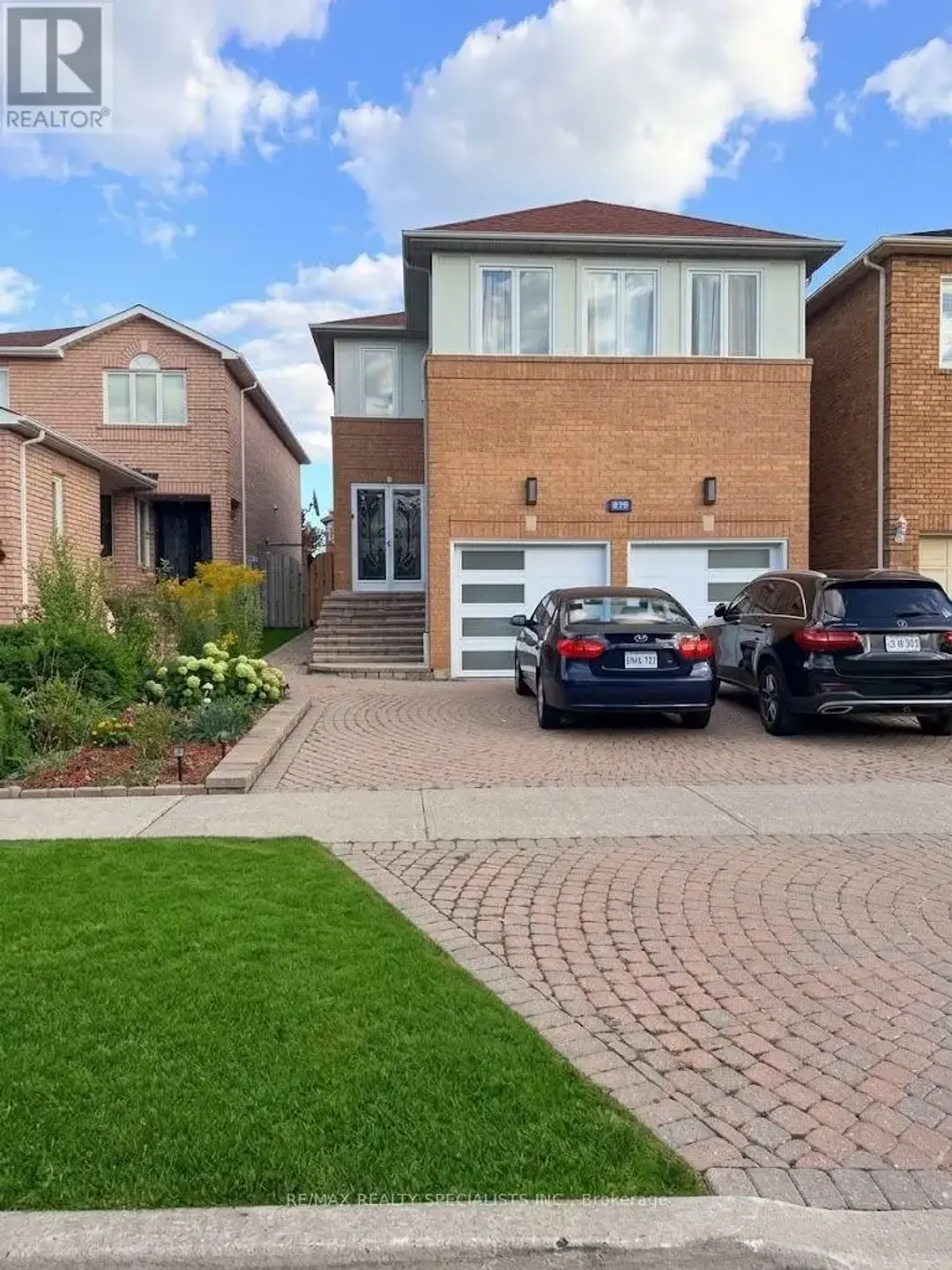 828 Cardington Street, Mississauga (East Credit)