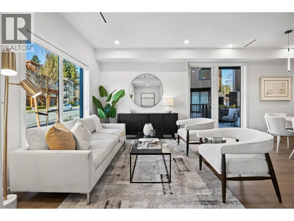 3206 Highland Boulevard, North Vancouver
