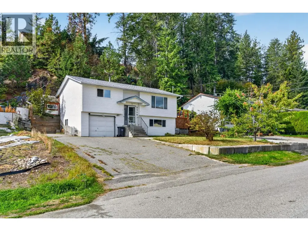 3246 Mcginnis Road, West Kelowna