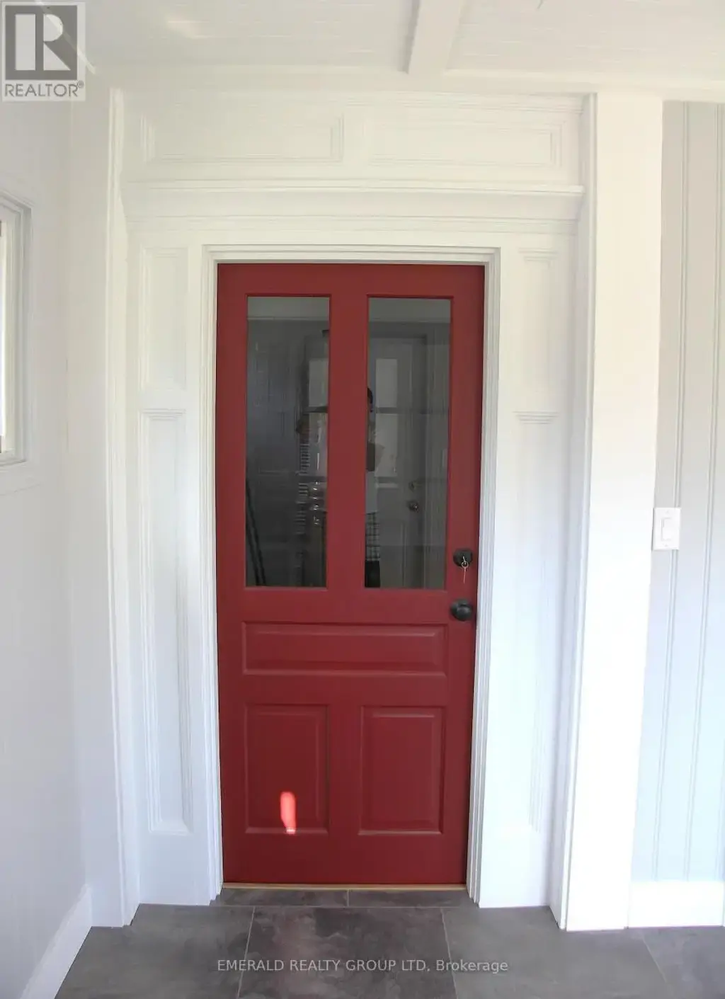 Upper - 7 Ormond Street S, Thorold (Thorold Downtown)