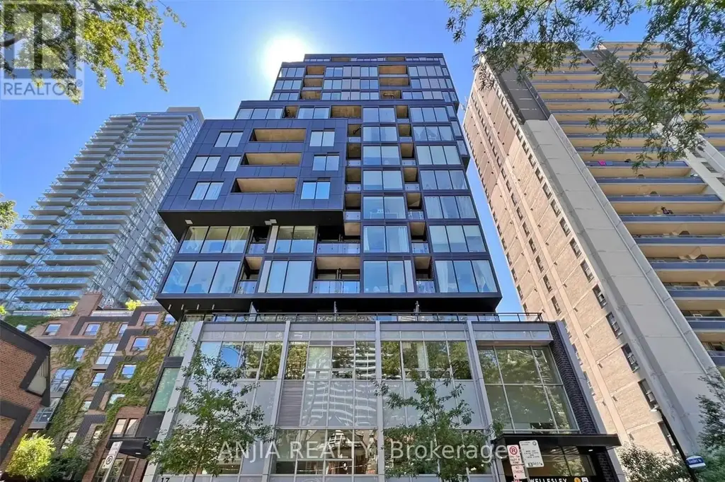 409 - 17 Dundonald Street, Toronto (Church-Yonge Corridor)