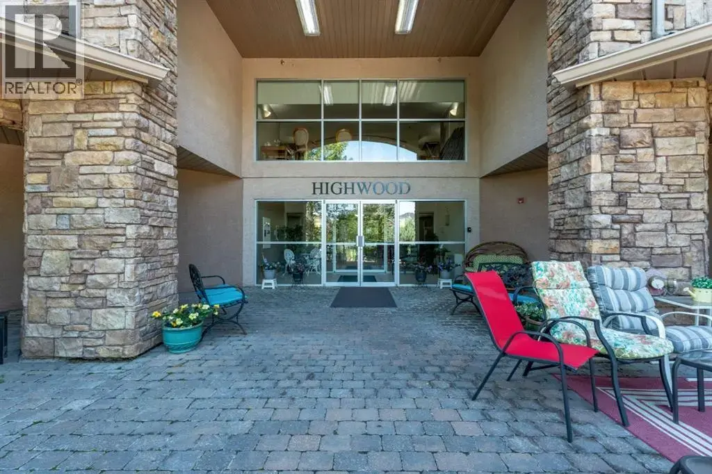 305, 500 7 Street Nw, High River