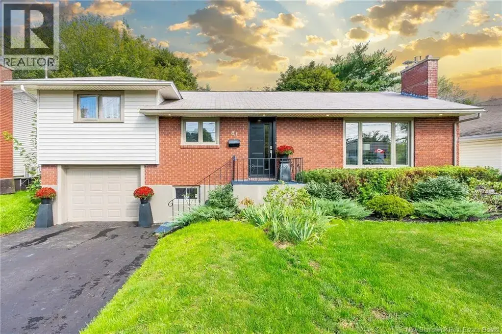 81 Athlone Avenue, Moncton
