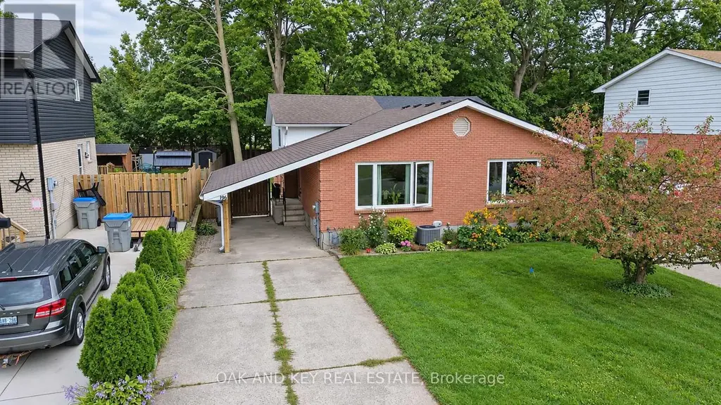 196 Southfield Drive, Strathroy-Caradoc (SW)