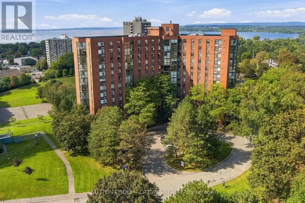 1002 - 2871 Richmond Road, Ottawa