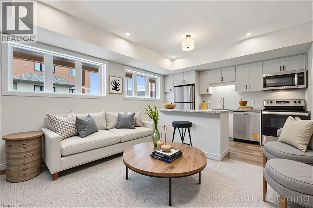 15 Stauffer Woods Trail Unit# 7, Kitchener