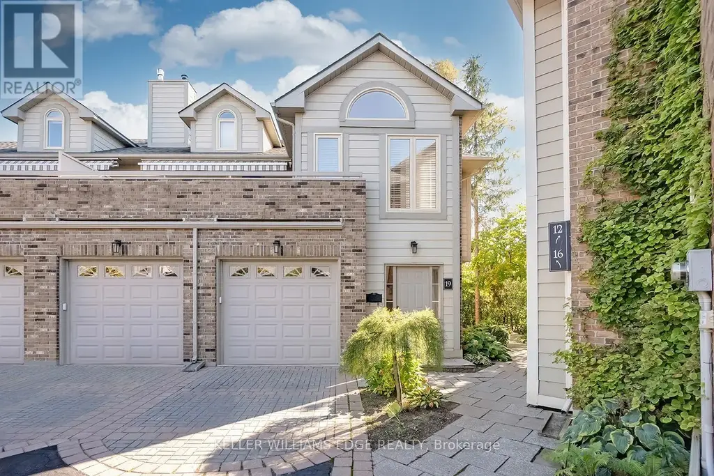 19 - 3230 New Street, Burlington (Roseland)