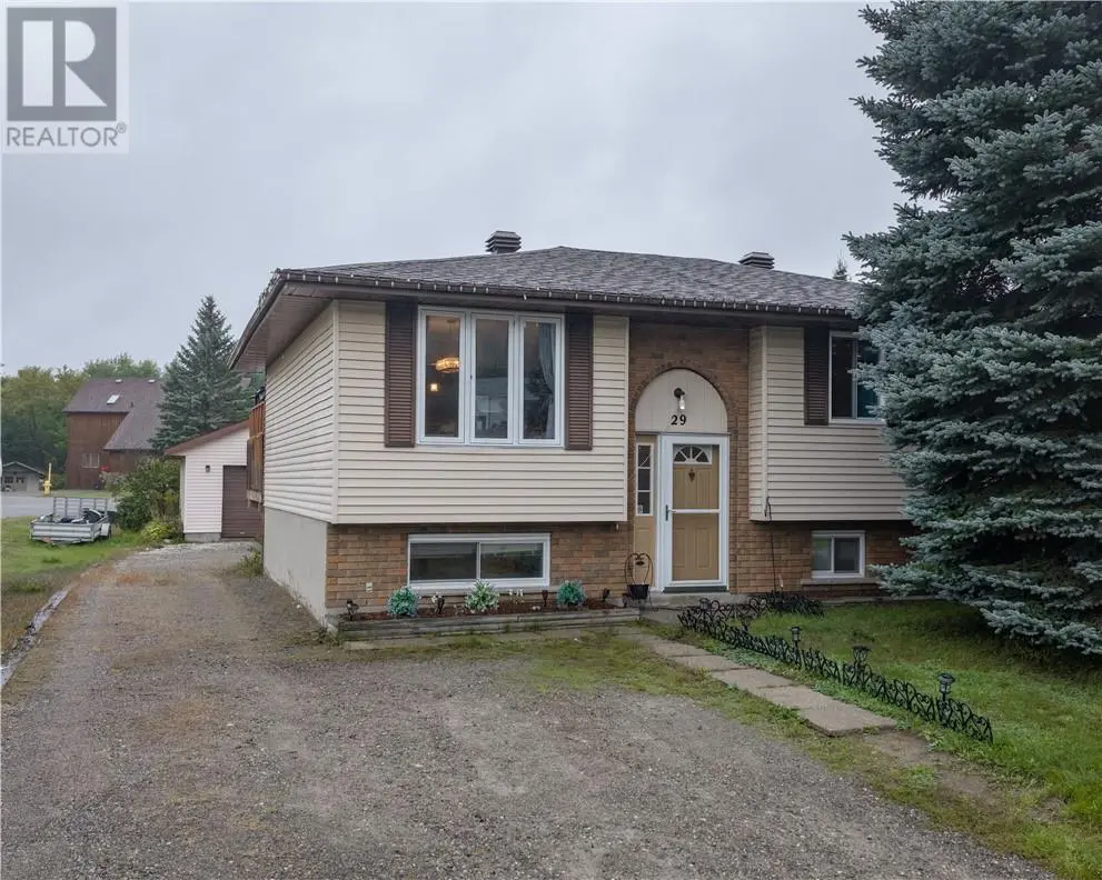 29 Carr Avenue, Garson