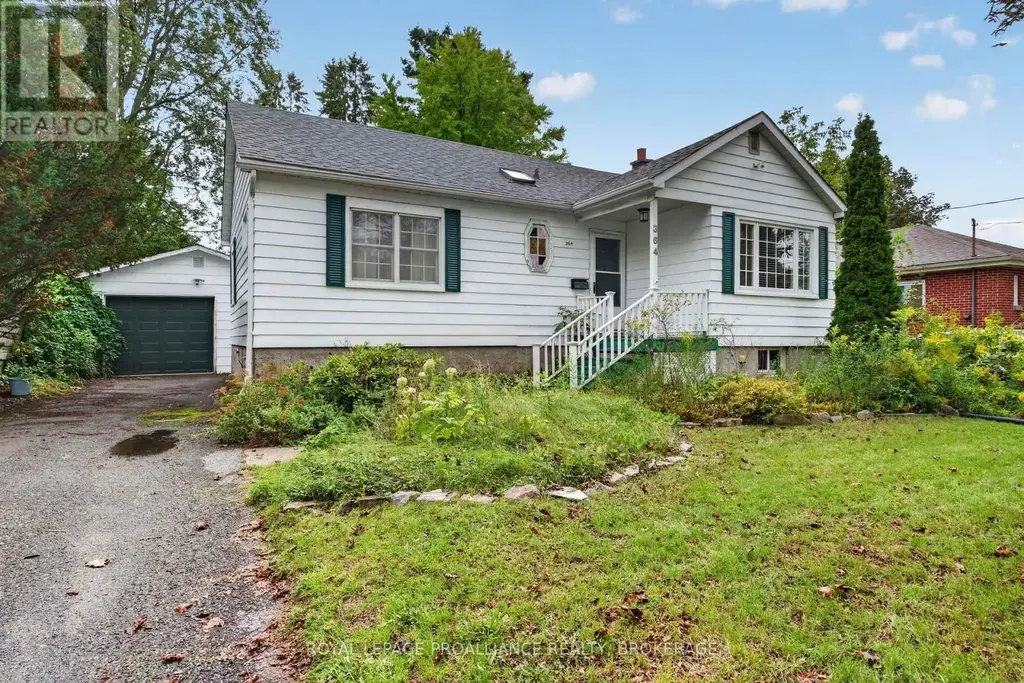 364 Glengarry Road, Kingston (West of Sir John A. Blvd)