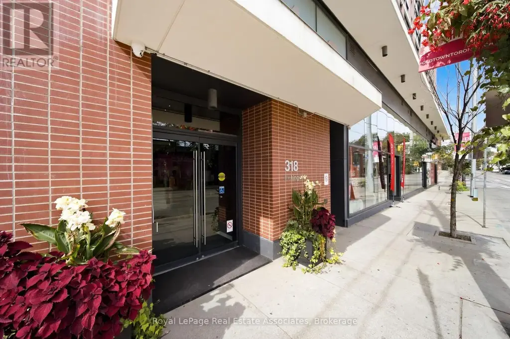 302 - 318 King Street E, Toronto (Moss Park)