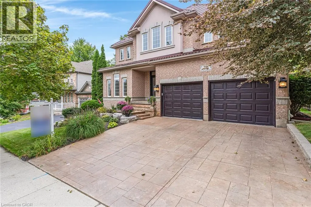 27 Autumn Ridge Trail, Kitchener