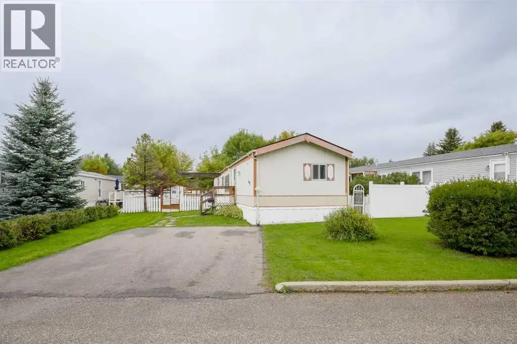 107 Heritage Drive, Okotoks