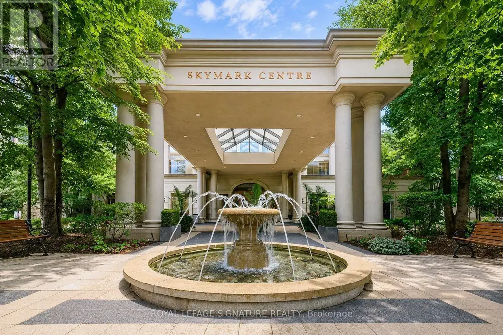 323 - 80 Harrison Garden Boulevard, Toronto (Willowdale East)
