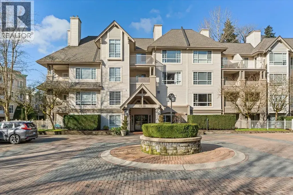 418 1242 Town Centre Boulevard, Coquitlam