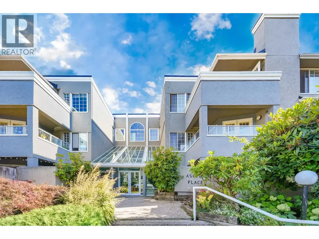 309 125 W 18th Street, North Vancouver