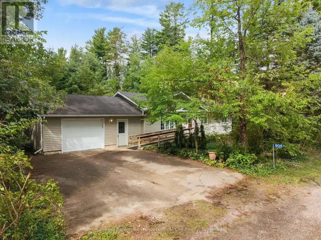 905 White Cedar Drive, Central Huron (Goderich)