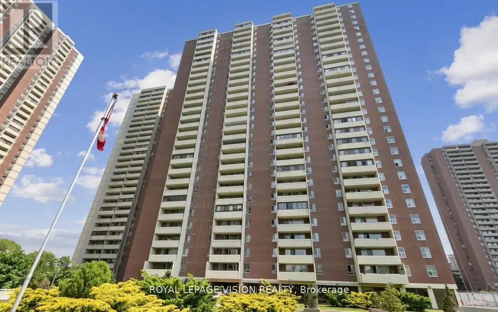 2801 - 5 Massey Square, Toronto (Crescent Town)