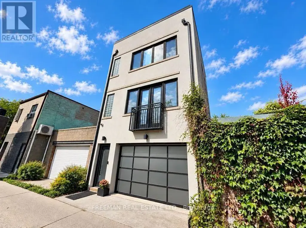 Laneway - 1239 Bloor Street W, Toronto (Dufferin Grove)