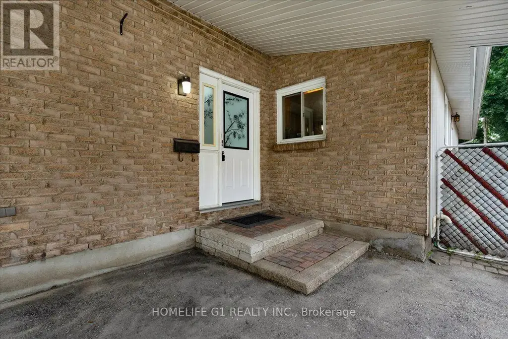 19 Milton Avenue W, Cambridge